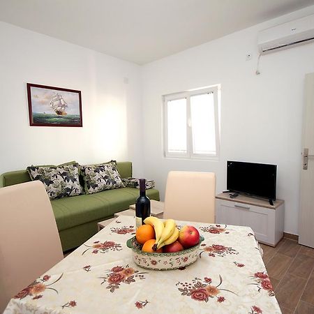 Apartments Centar Сутоморе Экстерьер фото
