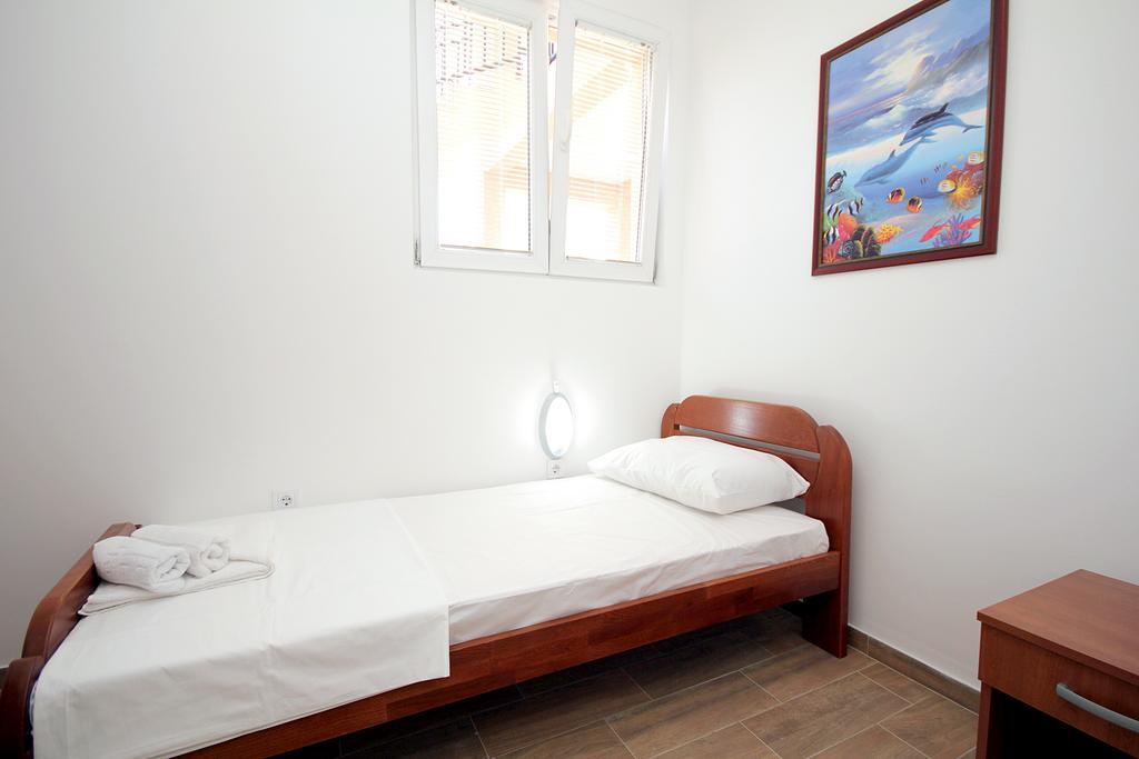 Apartments Centar Сутоморе Экстерьер фото