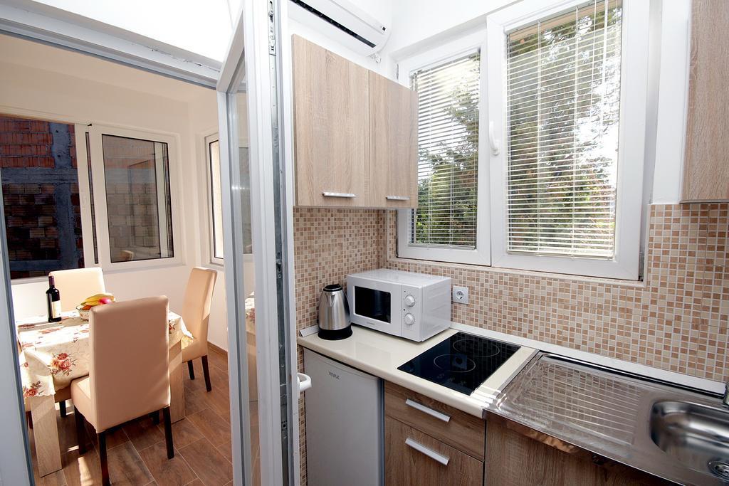 Apartments Centar Сутоморе Экстерьер фото