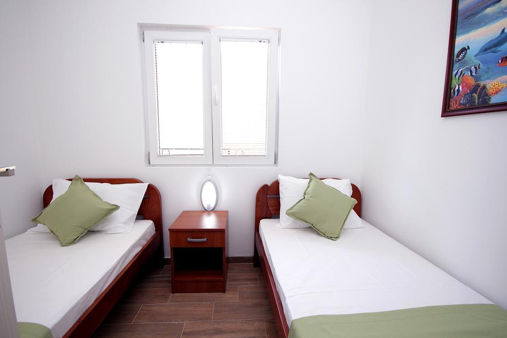 Apartments Centar Сутоморе Экстерьер фото