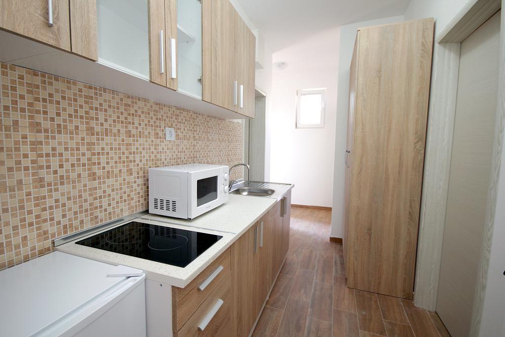 Apartments Centar Сутоморе Экстерьер фото